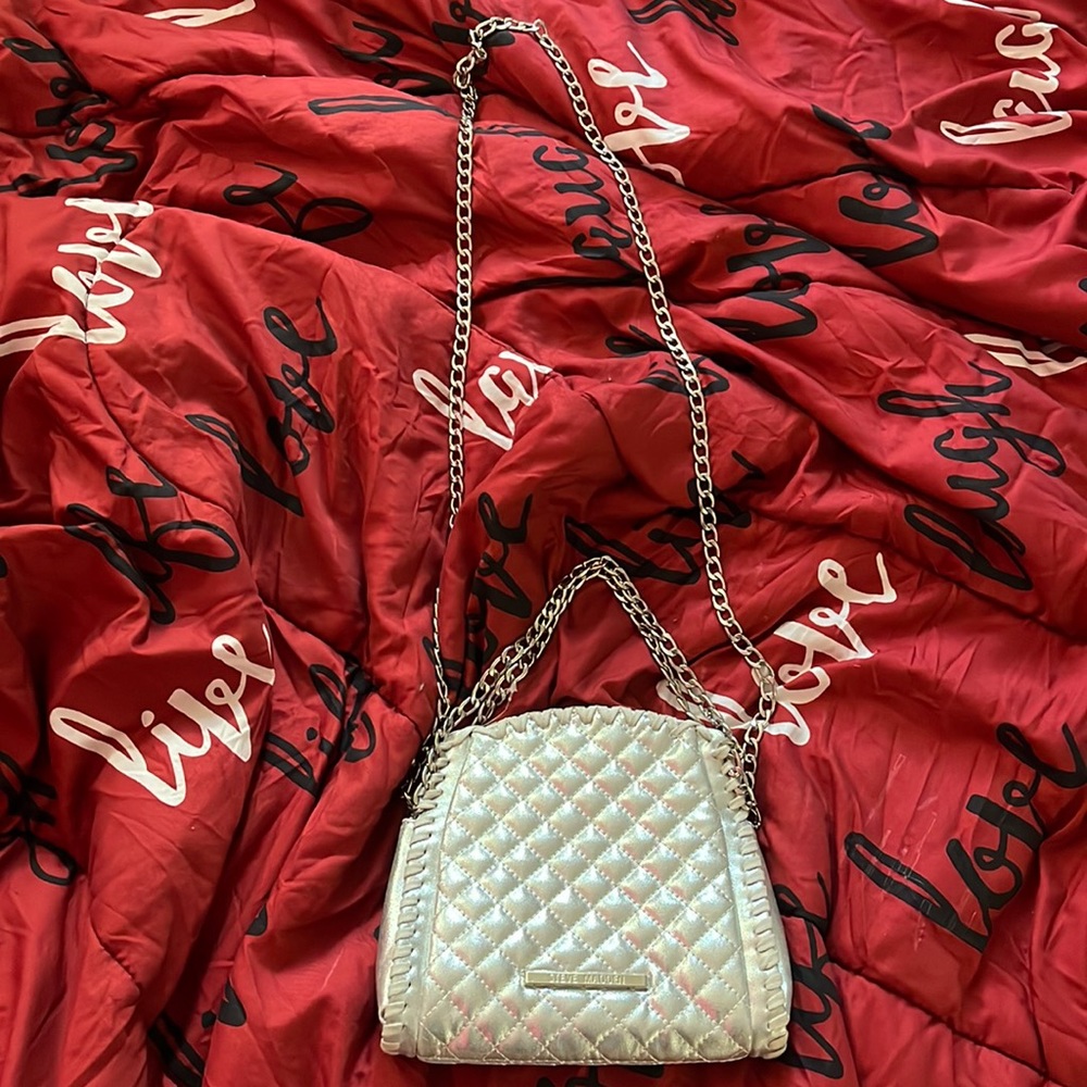 A trendy going out purse